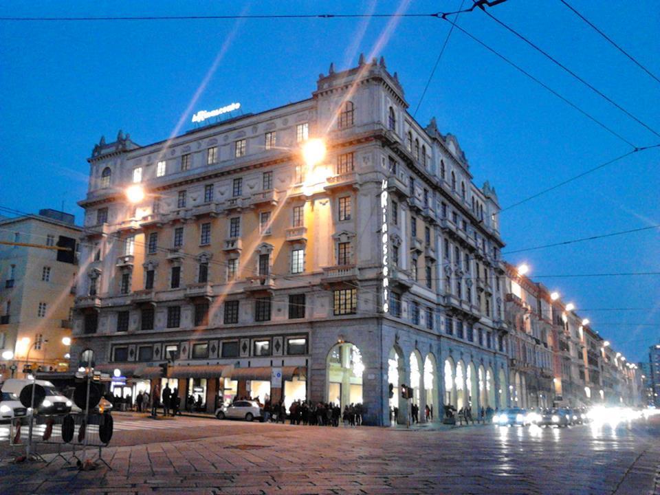 Trilocale Margine Rosso *